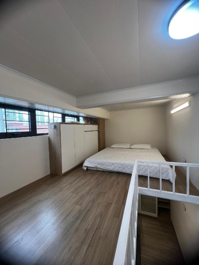 Era Apartment Nguyen Trai Hanoi Exterior photo